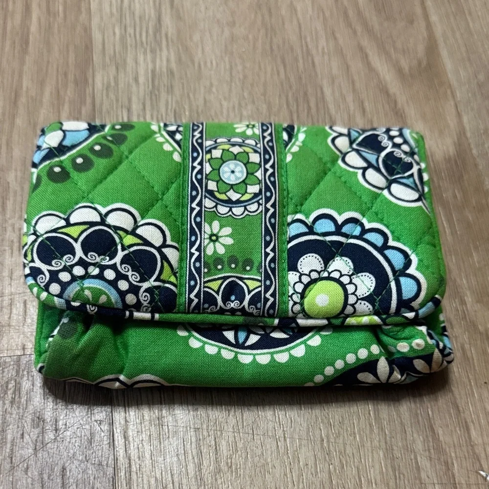 Vera Bradley wallet in the
"Cupcake Green" pattern in good condition - Picture 2 of 10